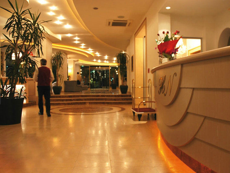 Hotel Nettuno Cervia Kültér fotó