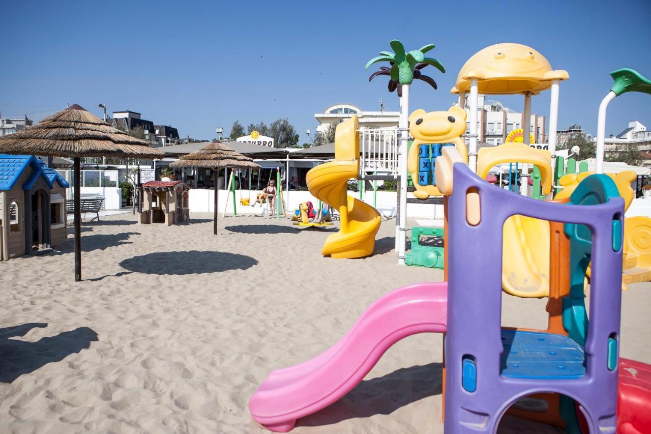 Hotel Nettuno Cervia Kültér fotó