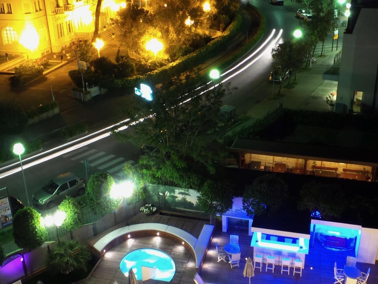 Hotel Nettuno Cervia Kültér fotó