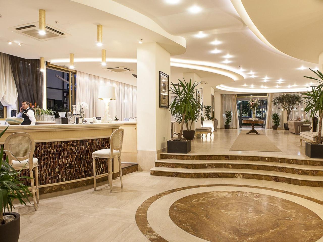 Hotel Nettuno Cervia Kültér fotó