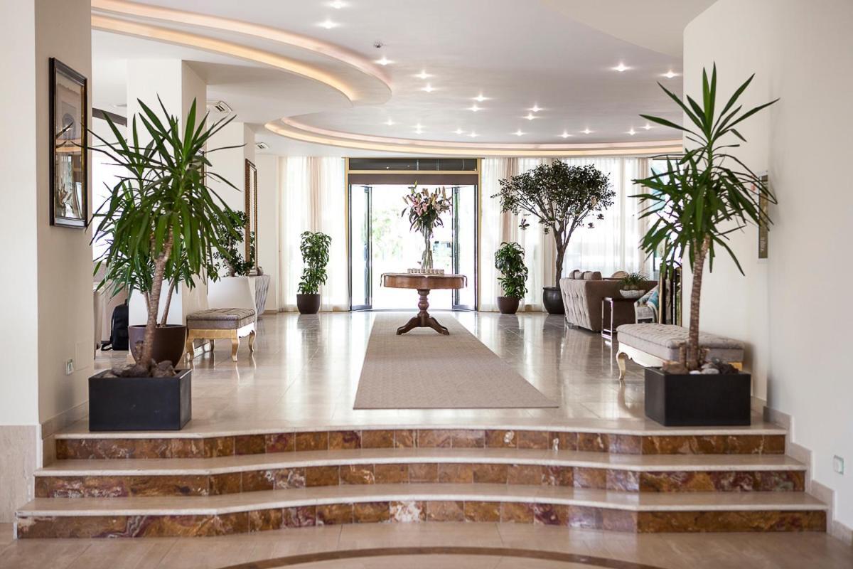 Hotel Nettuno Cervia Kültér fotó